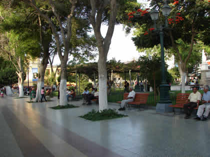 PLAZA DE ARMAS DE LA CIUDAD DE PIURA 06