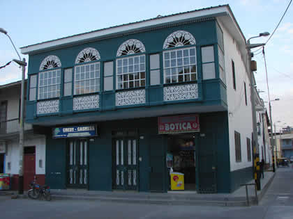 PLAZA DE ARMAS DE PAITA 07