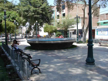 PLAZA TRES CULTURAS 04