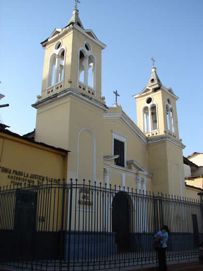 PLAZUELA IGNACIO MERINO DE LA CIUDAD DE PIURA 04