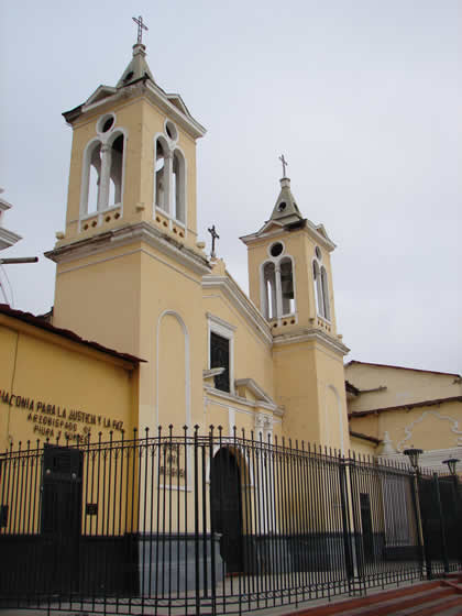 PLAZUELA IGNACIO MERINO DE LA CIUDAD DE PIURA 05