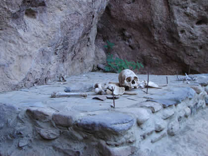 CUEVAS DE QALAQALA TARATA 09