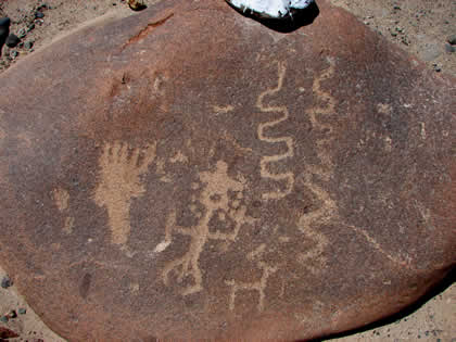 PETROGLIFOS DE SAN FRANCISCO DE MICULLA 12