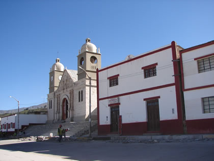 PLAZA PRINCIPAL TARATA 04