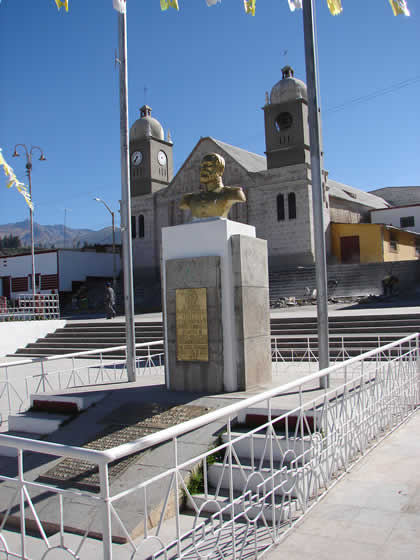 PLAZA PRINCIPAL TARATA 07