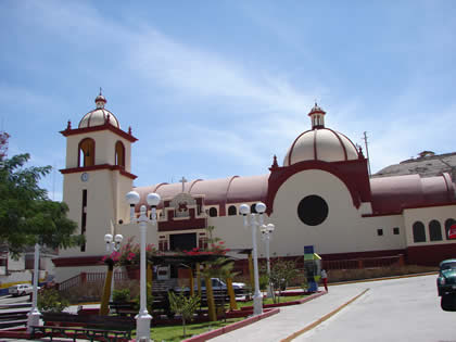 SANTUARIO SENOR DE LOCUMBA 01