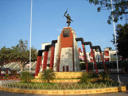 PLAZA BOLOGNESI 01