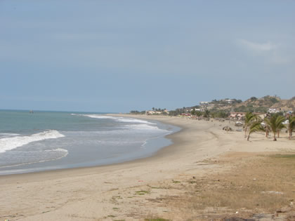 LAS PLAYAS DE ZORRITOS 02