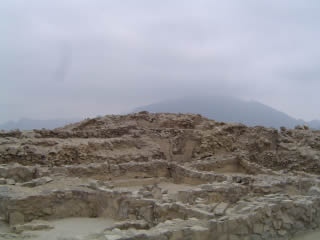 piramide del anfiteatro 01